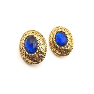 Vintage Gold Tone Blue Cabochon Clip On Earrings Ornate Oval Statement Jewelry